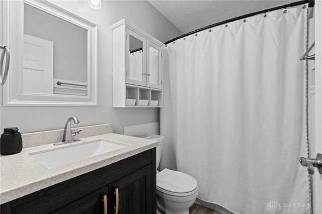 1299 Glen Kegley Drive, Xenia, OH 45385