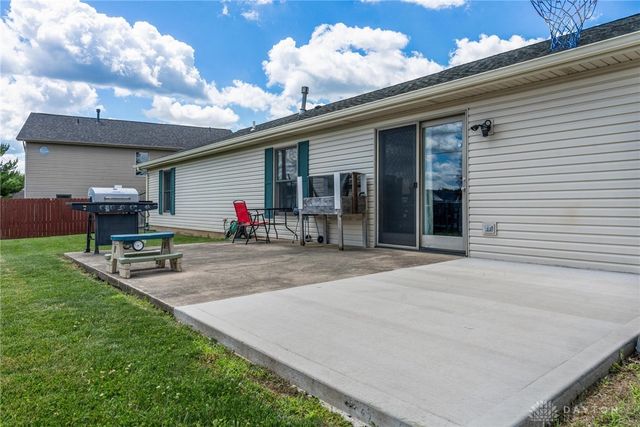 1299 Glen Kegley Drive, Xenia, OH 45385