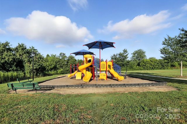 258 Lumber River Road, Fletcher, NC 28732