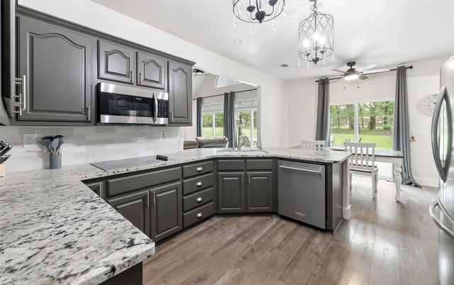 109 Enchanted Drive, Enchanted Oaks, TX 75156