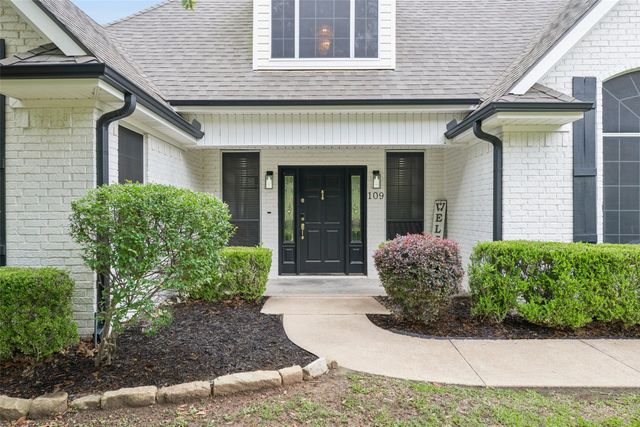 109 Enchanted Drive, Enchanted Oaks, TX 75156