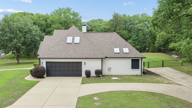 109 Enchanted Drive, Enchanted Oaks, TX 75156
