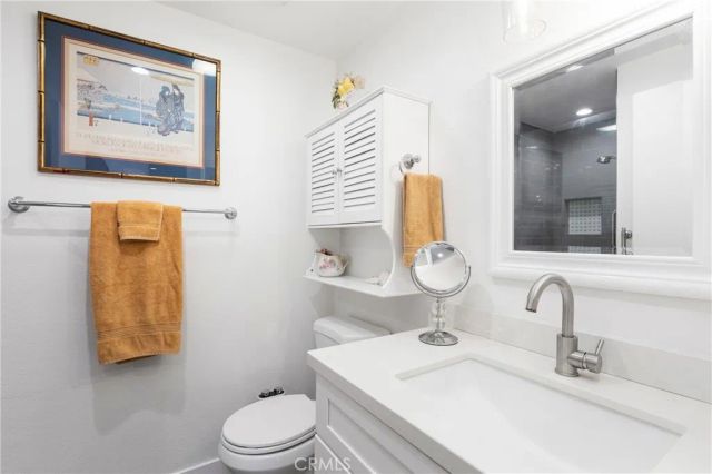 3129 Via Serena North P, Laguna Woods, CA 92637