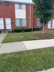 263 Riverbank Street, Wyandotte, MI 48192