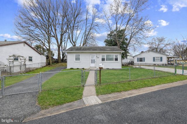 902 CORD ST, Baltimore, MD 21220