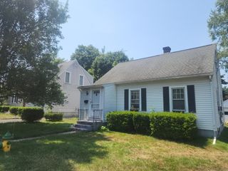 43 McKenzie Street, Middletown, CT 06457