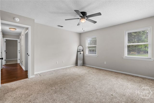 937 Gulfstream Road, Hinesville, GA 31313
