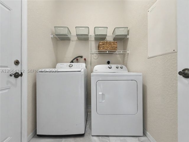 1940 SE 24th Ave, Homestead, FL 33035