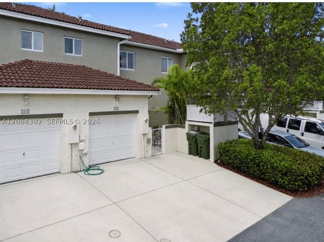 1940 SE 24th Ave, Homestead, FL 33035