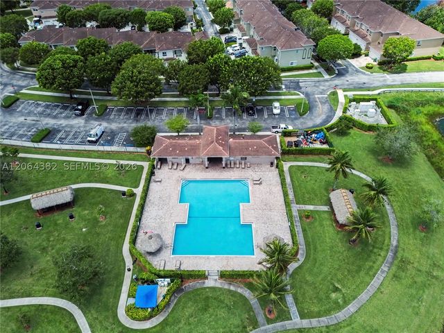 1940 SE 24th Ave, Homestead, FL 33035