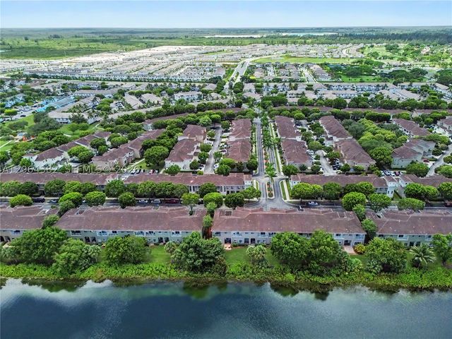 1940 SE 24th Ave, Homestead, FL 33035