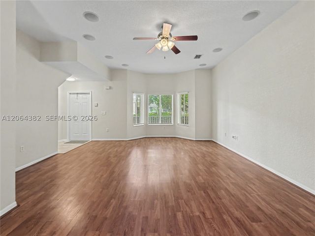 1940 SE 24th Ave, Homestead, FL 33035