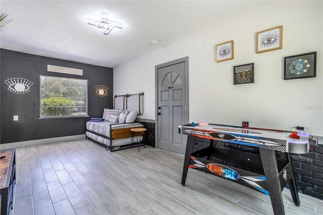 1213 CORBETT LANE, Orlando, FL 32806