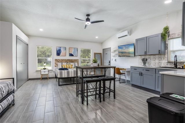 1213 CORBETT LANE, Orlando, FL 32806