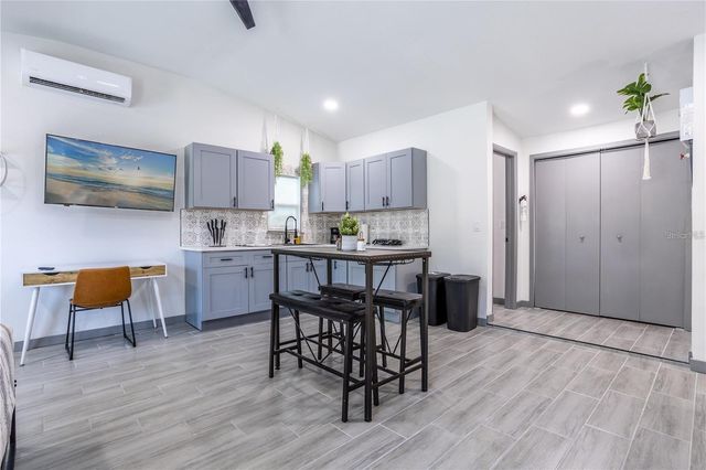 1213 CORBETT LANE, Orlando, FL 32806