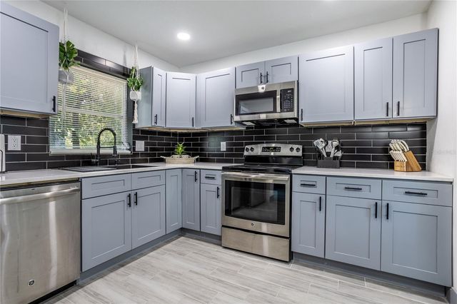 1213 CORBETT LANE, Orlando, FL 32806