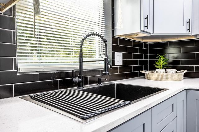 1213 CORBETT LANE, Orlando, FL 32806