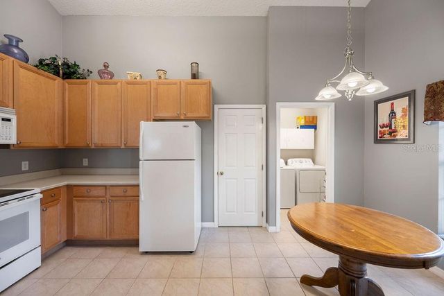 423 SYCAMORE SPRINGS STREET, Debary, FL 32713