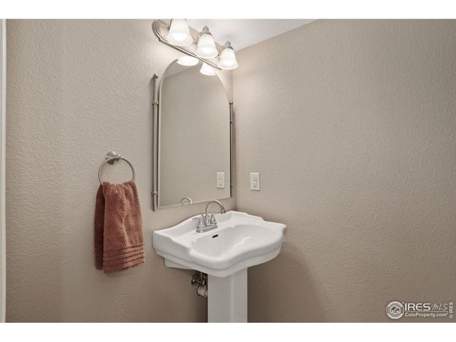 1303 Park Ridge Dr, Severance, CO 80615