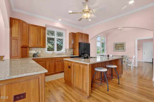 27411 Walker, Chapel Hill, NC 27517