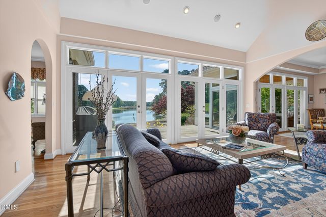 27411 Walker, Chapel Hill, NC 27517