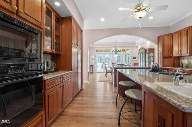 27411 Walker, Chapel Hill, NC 27517