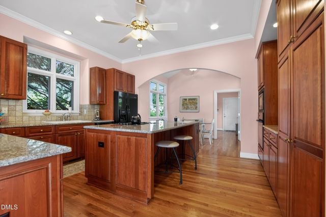 27411 Walker, Chapel Hill, NC 27517