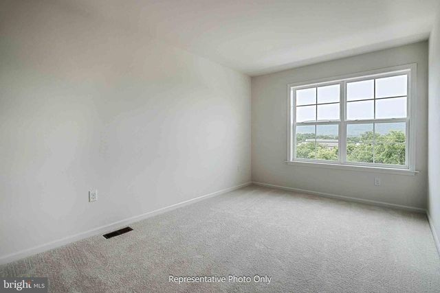 184 MARISSA CT, Newmanstown, PA 17073