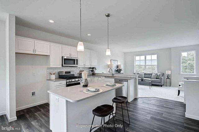 184 MARISSA CT, Newmanstown, PA 17073