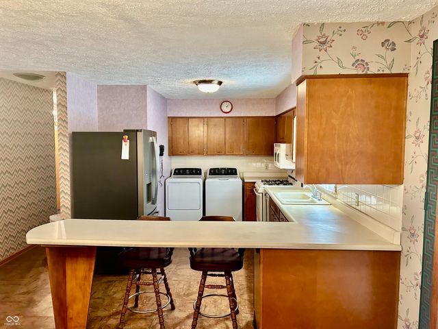 41 N Middleton Drive, Franklin, IN 46131