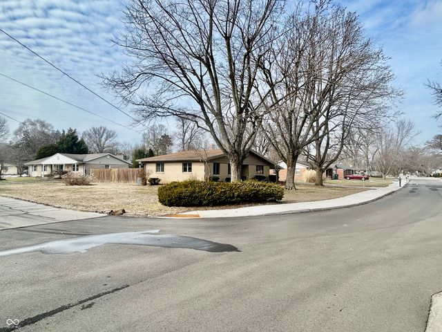 41 N Middleton Drive, Franklin, IN 46131