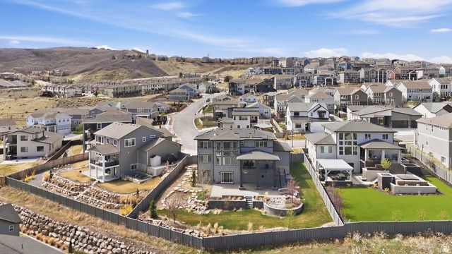 14711 S RAVINE ROCK WAY, Draper, UT 84020