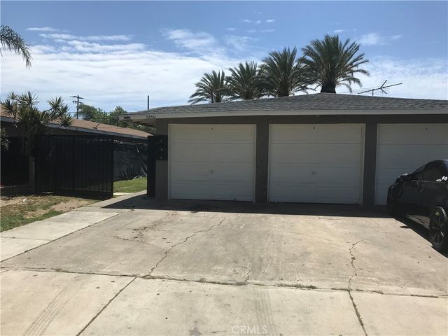 1250 W 2nd, Santa Ana, CA 92703