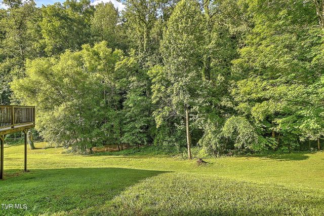 655 Wadlow Gap Road, Kingsport, TN 37660