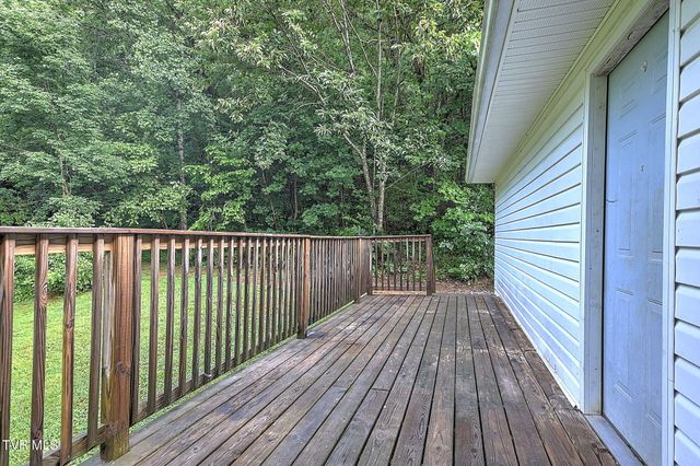 655 Wadlow Gap Road, Kingsport, TN 37660