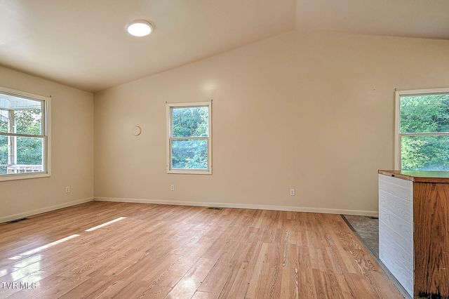 655 Wadlow Gap Road, Kingsport, TN 37660