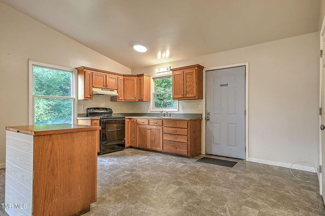655 Wadlow Gap Road, Kingsport, TN 37660