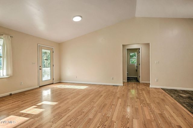 655 Wadlow Gap Road, Kingsport, TN 37660
