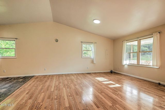 655 Wadlow Gap Road, Kingsport, TN 37660