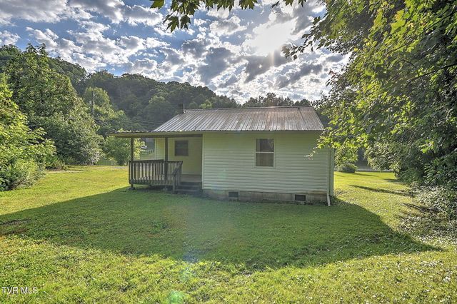 655 Wadlow Gap Road, Kingsport, TN 37660