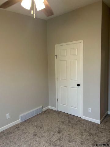 16410 Iske Drive, Bellevue, NE 68123