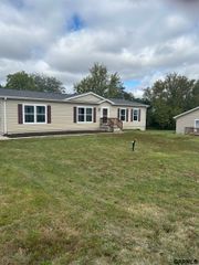 16410 Iske Drive, Bellevue, NE 68123