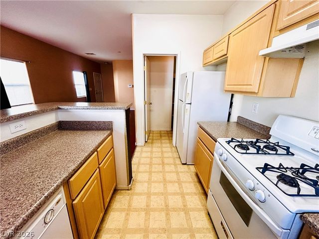 4613 Even Money Court 102, Las Vegas, NV 89122