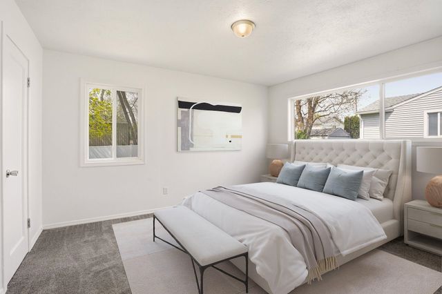309 N McDonald Rd, Spokane, WA 99216