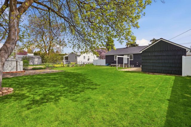 309 N McDonald Rd, Spokane, WA 99216