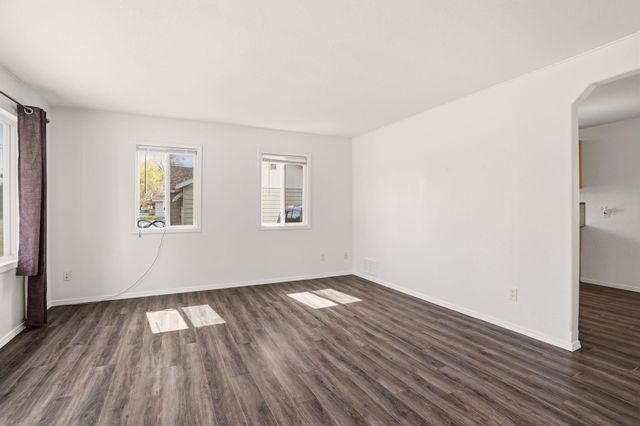 309 N McDonald Rd, Spokane, WA 99216