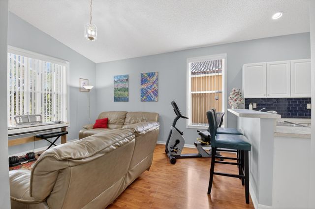 9403 Verona Lakes Boulevard, Boynton Beach, FL 33472