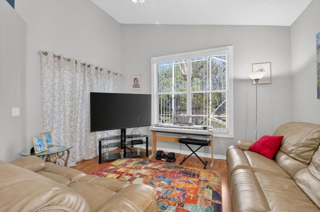 9403 Verona Lakes Boulevard, Boynton Beach, FL 33472