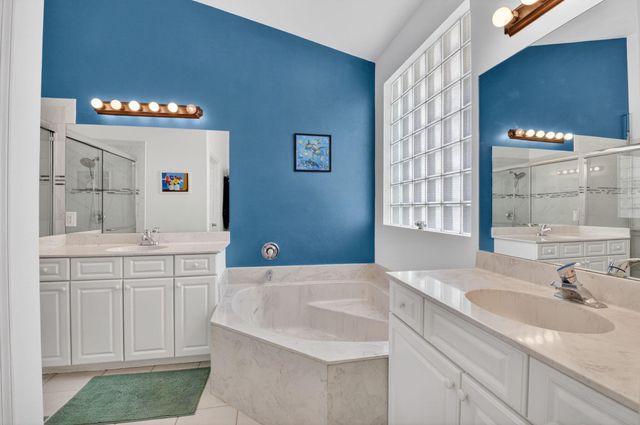 9403 Verona Lakes Boulevard, Boynton Beach, FL 33472