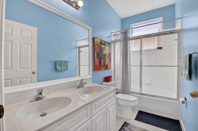 9403 Verona Lakes Boulevard, Boynton Beach, FL 33472